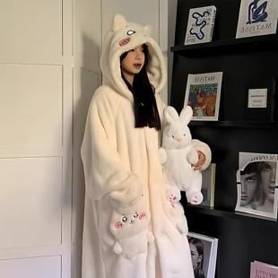 萌趣吉伊卡哇小八连帽睡袍女秋冬超软糯珊瑚绒加厚保暖家居服套装