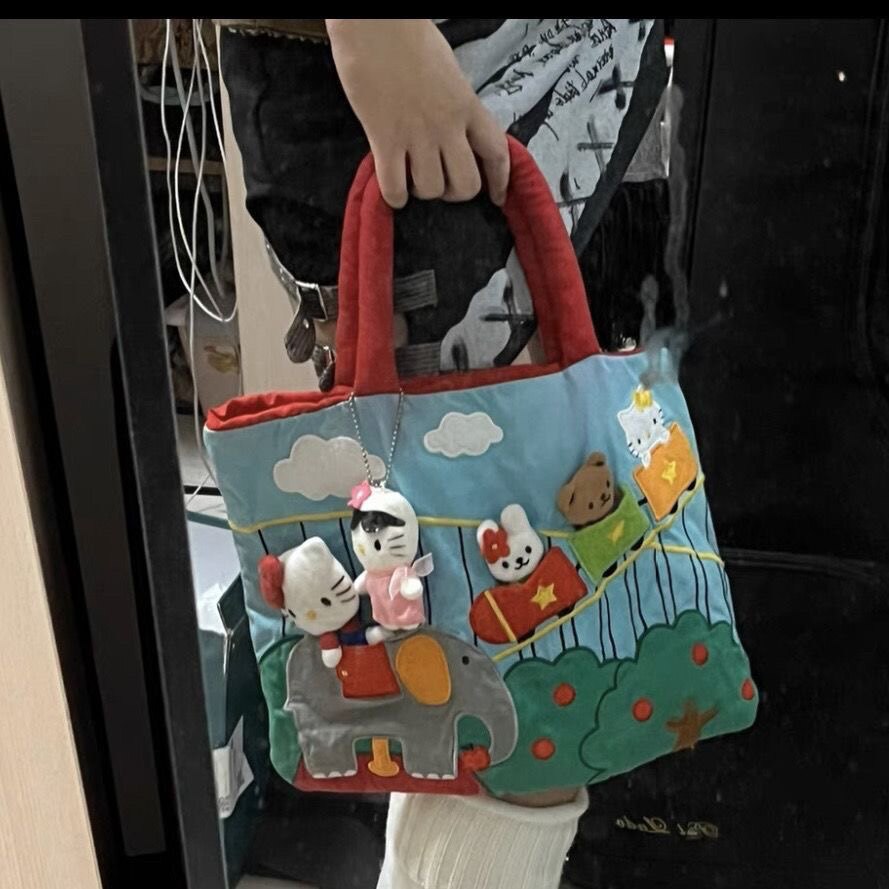 日系中古Hello Kitty趣味大象滑梯过山车手提包手拎包充棉电脑包怎么样,好用不?