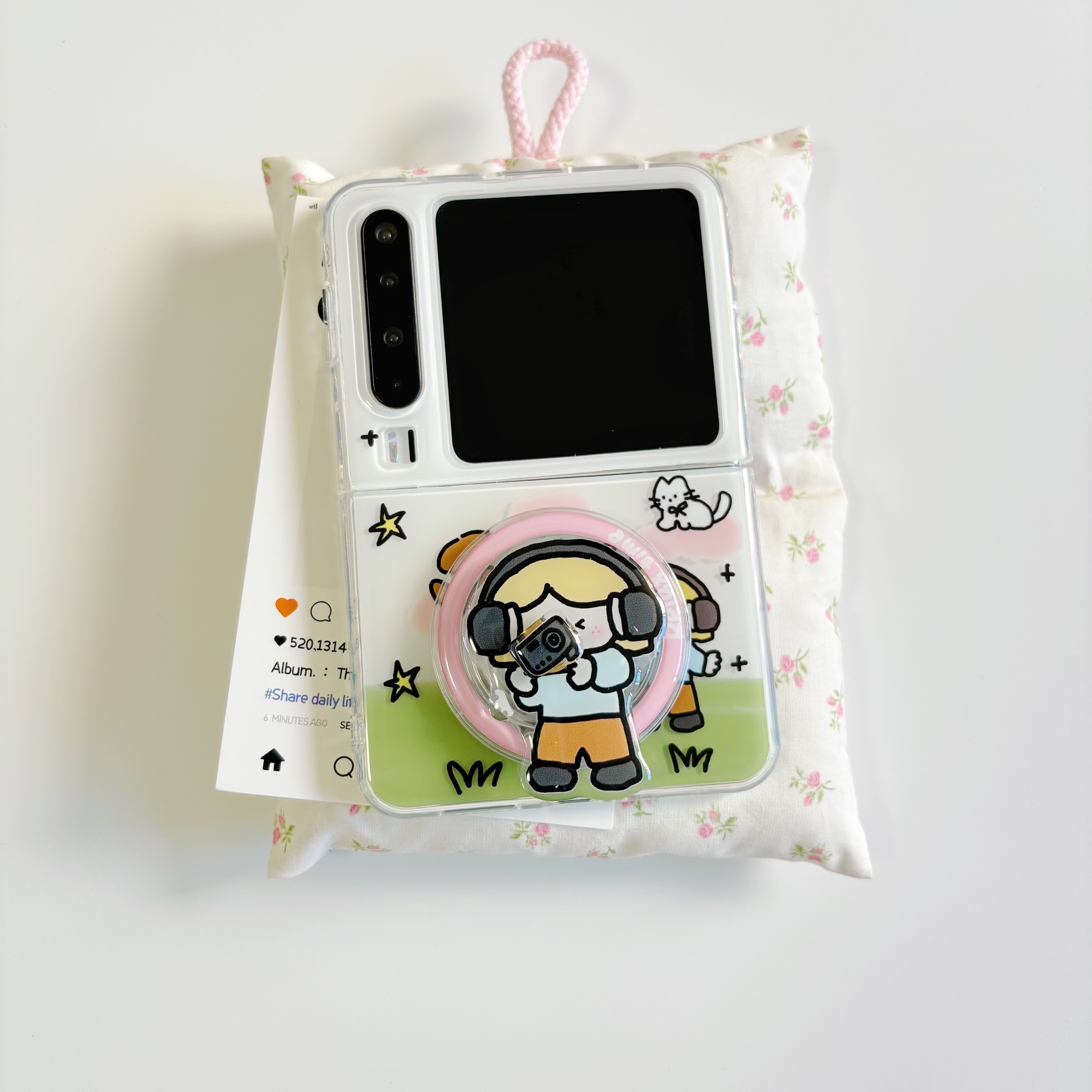 春夏卡通相机草地女孩适用于华为purax手机壳折叠适用于小米mixflip2磁吸保护套适用于三星zflip7软边硬壳