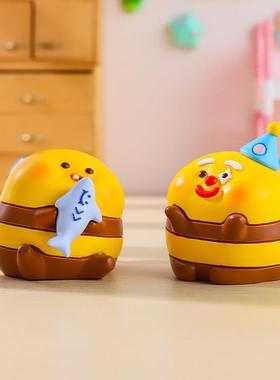 创意潮玩Bee王驾到盲盒摆件可爱萌宠蜜蜂手办桌面装饰品厂家直销