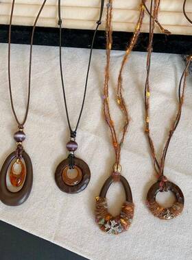 咖色不规则毛线项链女2025新款可调节秋冬毛衣链小众独特吊坠配饰