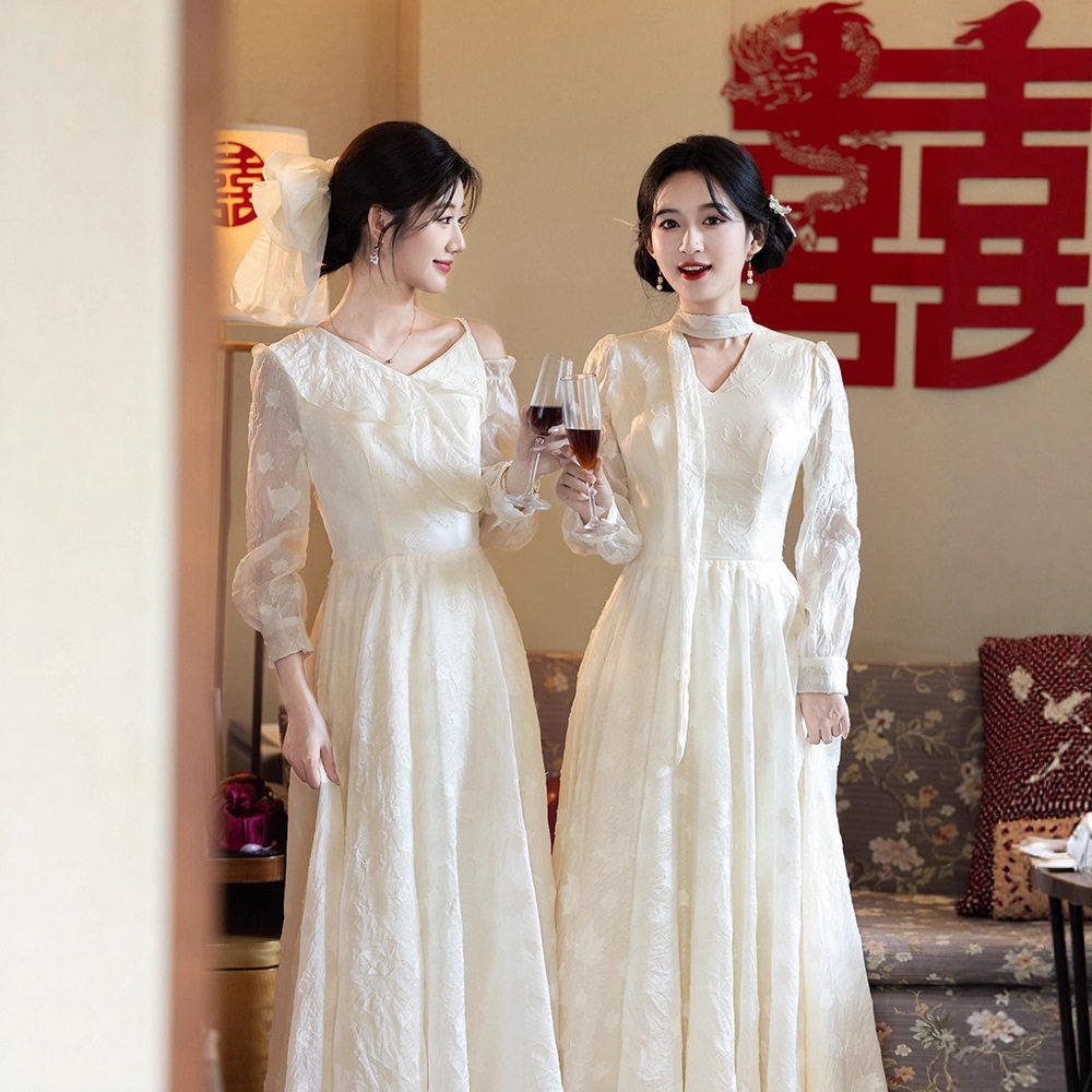 香槟色伴娘服2025新款秋冬长袖礼服裙高级感姐妹团连衣裙日常可穿