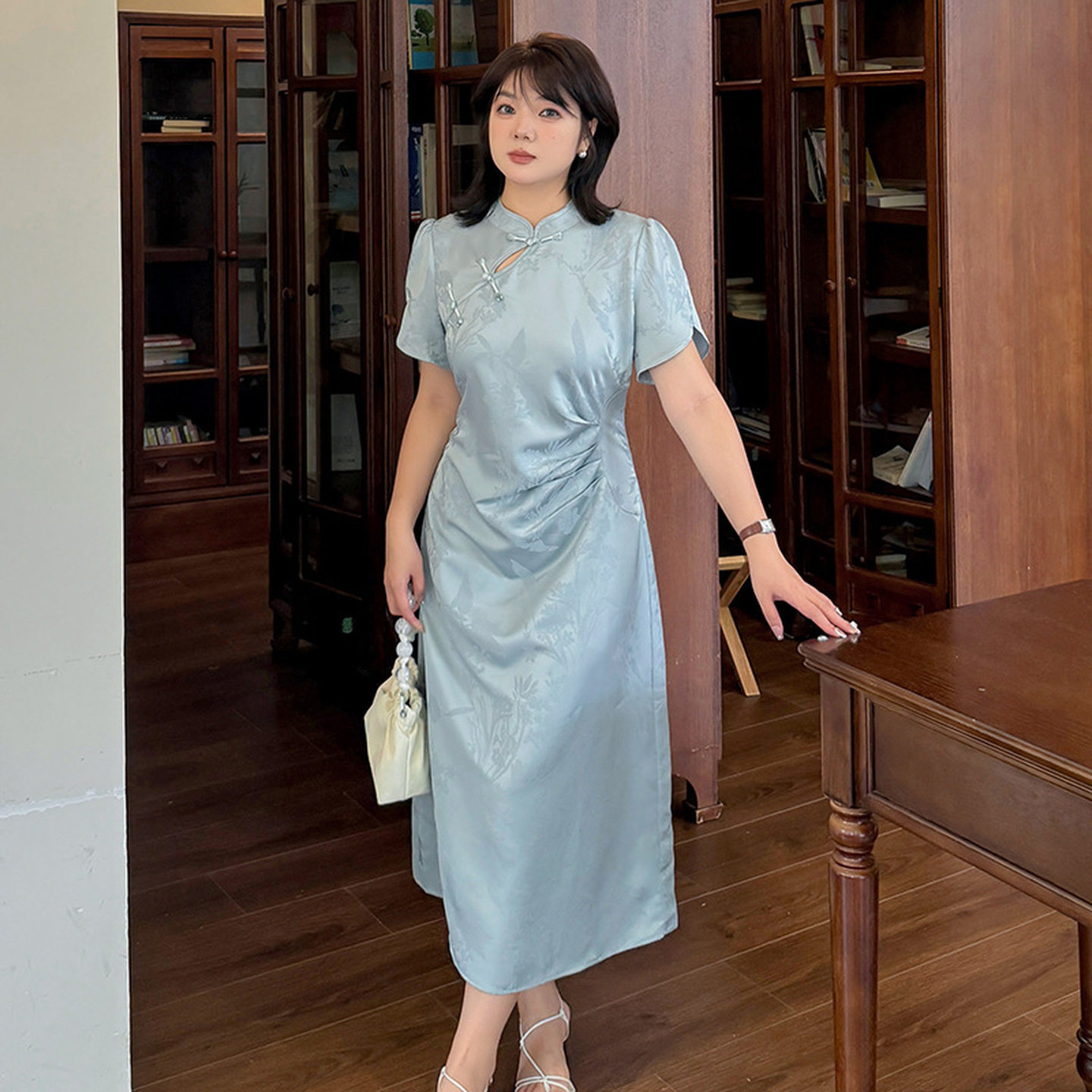 大码胖mm巨遮肚旗袍中式国风改良加肥加大显瘦胖妹妹连衣裙子大气