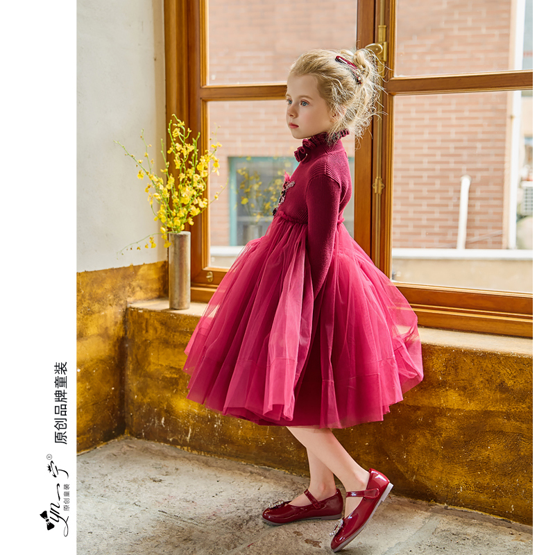 一宁女连衣裙公主风秋冬针织裙裙