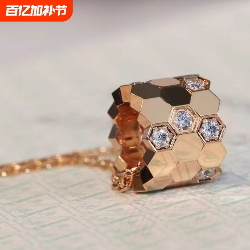 轻奢蜂巢项链微笑女小众设计小蛮腰锁骨链玫瑰金时来运转吊坠笑脸