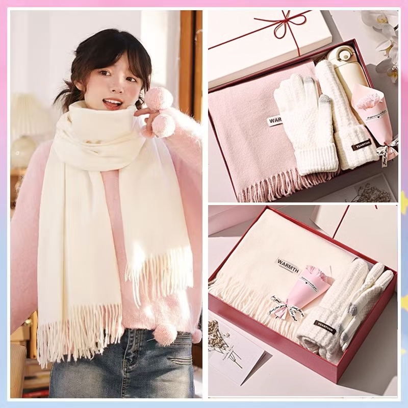 围巾冬季女生日礼物女生女朋友帽子围脖手套三件套实用礼盒黑色