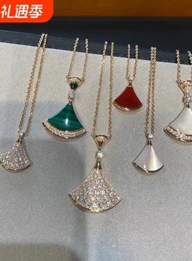 高版本小裙子项链女V金玫瑰金天然白贝母红玛瑙扇形锁骨链不掉色