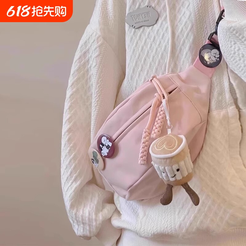 斜挎包女款潮流胸包女生运动单肩包女手机ins小挎包背包腰包