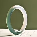 半山半水天然玛瑙手镯玉髓冰种冰透平安玉镯渐变浅绿新中式女礼物