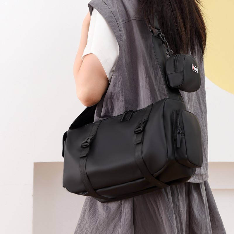 工装斜挎包潮牌斜挎包 男女秋冬大容量嘻哈运动单肩背包ins女学生