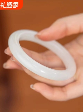 新疆和田玉白玉手镯羊脂玉镯子旺夫玉镯昆仑仿白玉女款送人礼品