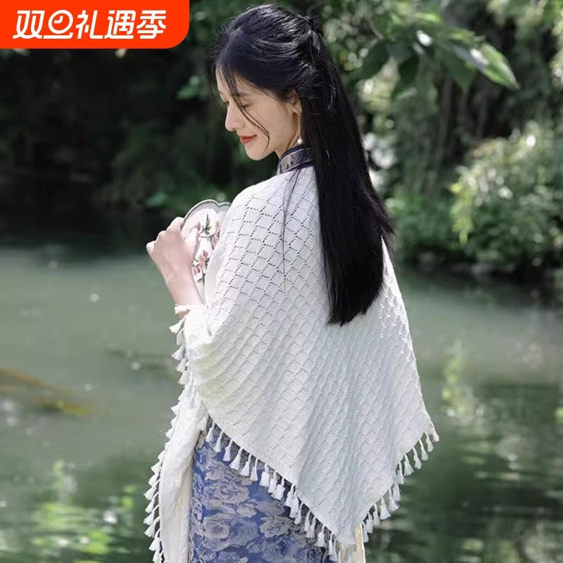 旗袍披肩外搭女2025新款搭配流苏披风米白色针织夏季薄款红色黑色