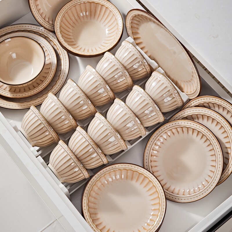 复古陶瓷碗盘套装家用2026新款轻奢碗盘碟组合餐具乔迁新婚釉下彩