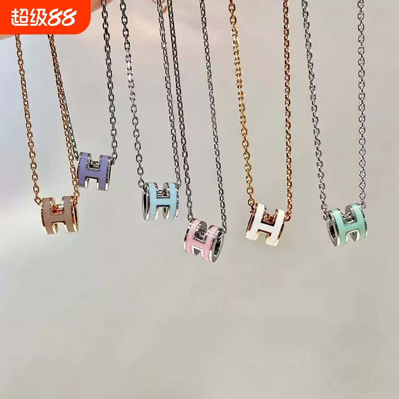 mini版小H字母珐琅项链气质百搭简约高级感锁骨链女网红博主爆款图片