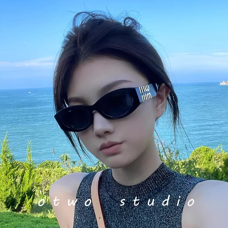 欧美复古猫眼太阳镜女高级感2026新款墨镜韩版方圆脸显瘦防晒拍照