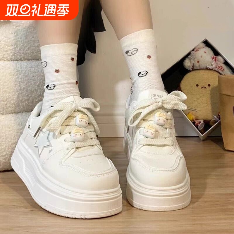 配裙子星星小白鞋女秋季百搭2025鞋子女原创休闲运动厚底增高板鞋