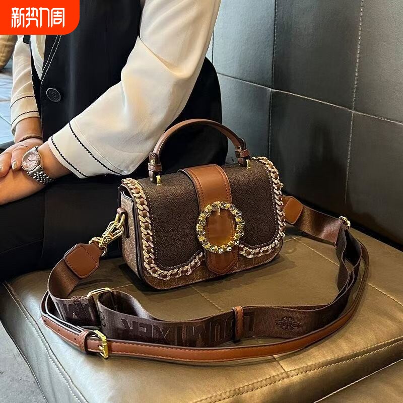 包包女2026新款轻便复古高级真皮女士手提小方包单肩包斜挎包小包