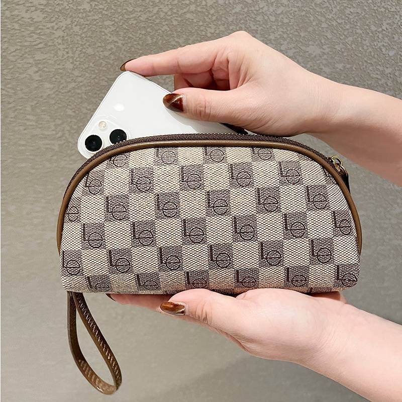 爱马女仕真皮手拿包女包新款时尚洋派老花字母手机包手拎零钱包