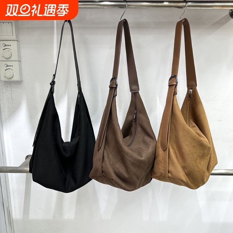 欧比 韩国东大门简约麂皮绒大容量复古通勤纯色单肩腋下托特大包