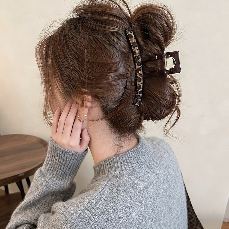 法式豹纹方形抓夹女高级感2025新款鲨鱼夹发夹后脑勺盘发头饰发卡