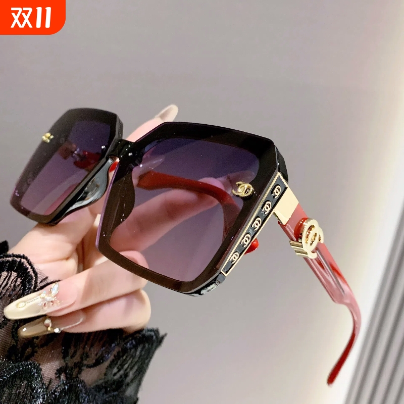 太阳镜女款2025新款防紫外线墨镜开车偏光镜大脸显瘦大牌眼镜圆脸