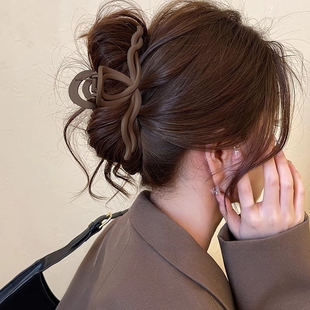 头发抓夹女高级感2025新款大号发量大夹子头饰发夹鲨鱼夹女发量多