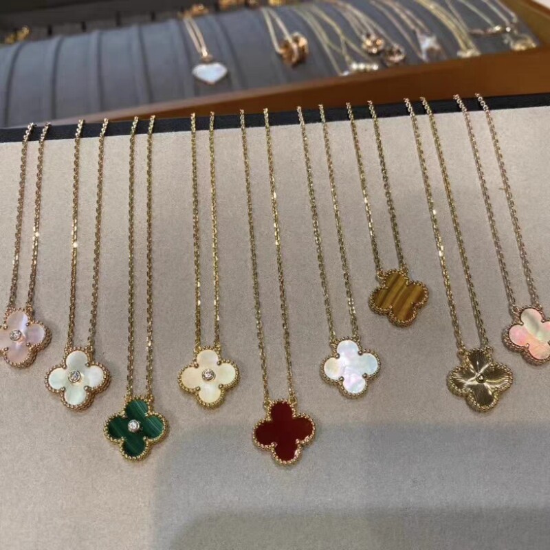 四叶草项链女轻奢小众玛瑙贝母锁骨链礼物玫瑰金黄金紫玉髓虎眼石