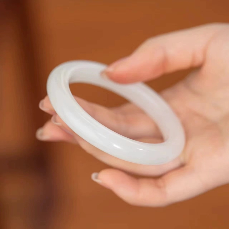 新疆和田玉白玉手镯羊脂玉镯子旺夫玉镯昆仑仿白玉女款送人礼品