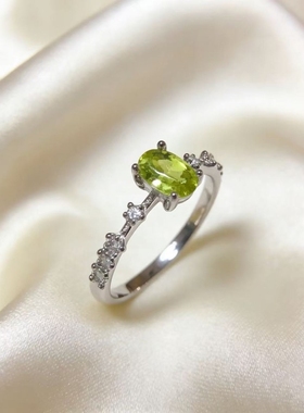 天然橄榄石戒指时尚精致配饰