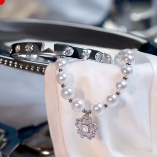 名侦探柯南月光下的礼盒手链系列精致时尚卡通动漫周边纪念礼物