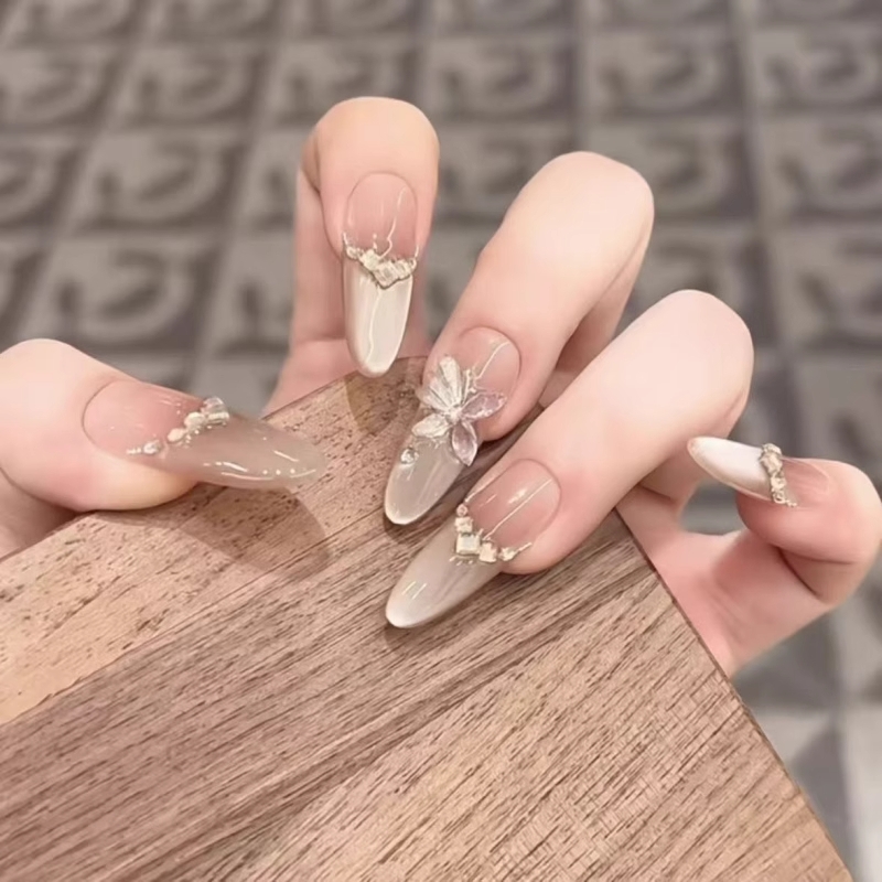 手工美甲穿戴甲手工美甲穿戴甲