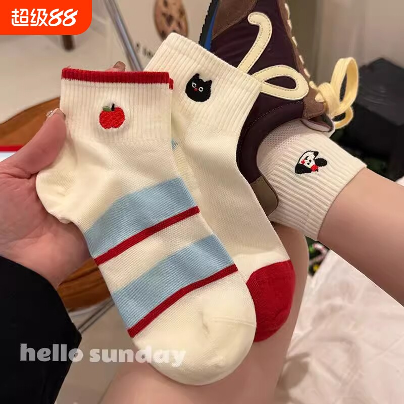 可爱白色夏季薄款纯棉袜子女运动短袜ins透气网眼中筒袜卡通短筒