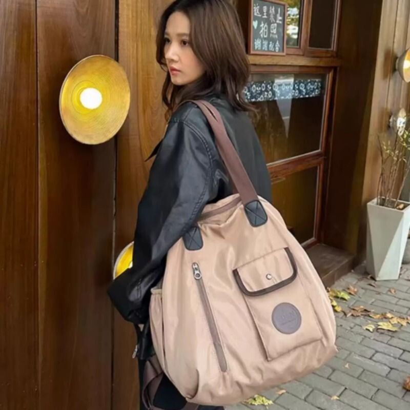 双肩包女士旅行背包大容量外出短途旅游轻便2025新款高颜值妈咪包图片