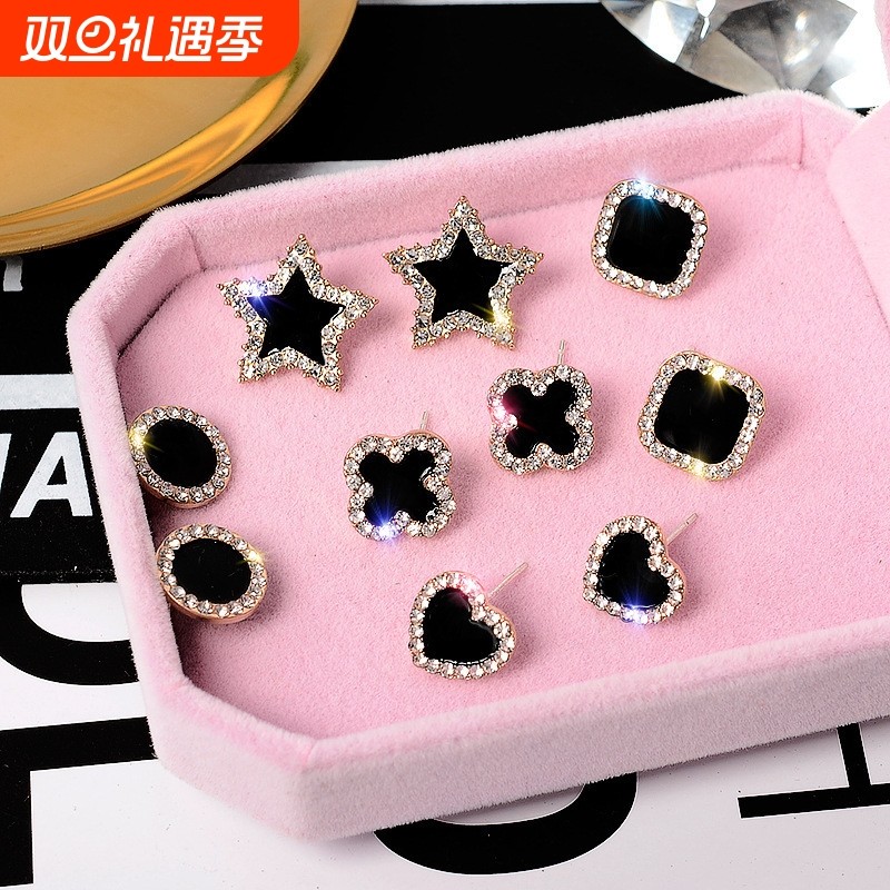 S925纯银针黑色四叶草耳钉女高级养耳洞耳环2025新款爆款耳饰