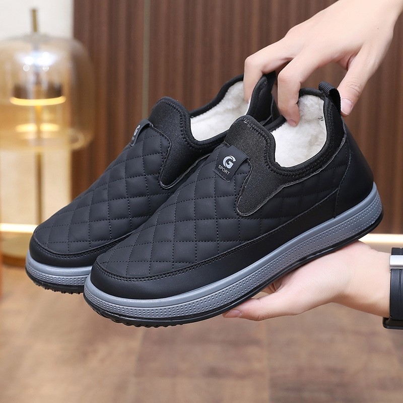 爸爸鞋子冬季中老年一脚蹬防滑防水保暖加绒加厚老北京布鞋男棉鞋