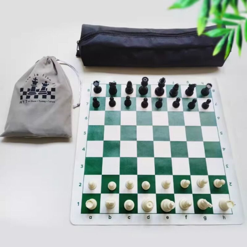 户外可携式拉链背袋装国际象棋仿皮革棋盘套装学生初学者折叠PU棋