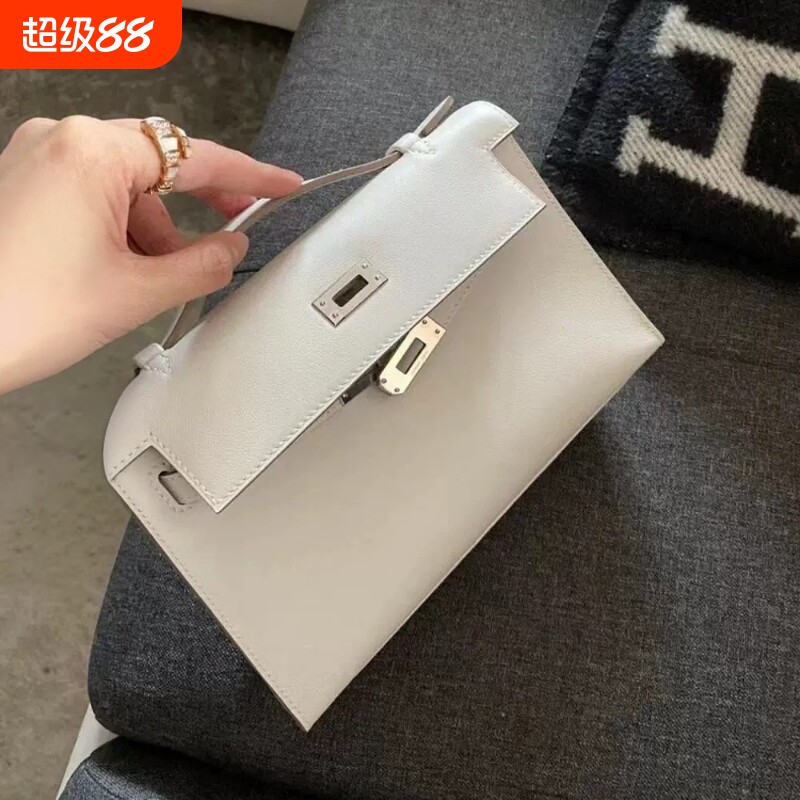 爱马女士真皮一代小方包图片