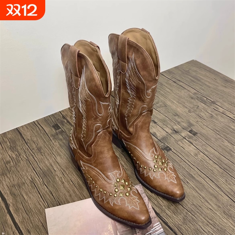 百搭刺绣骑士靴尖头牛仔靴中筒靴