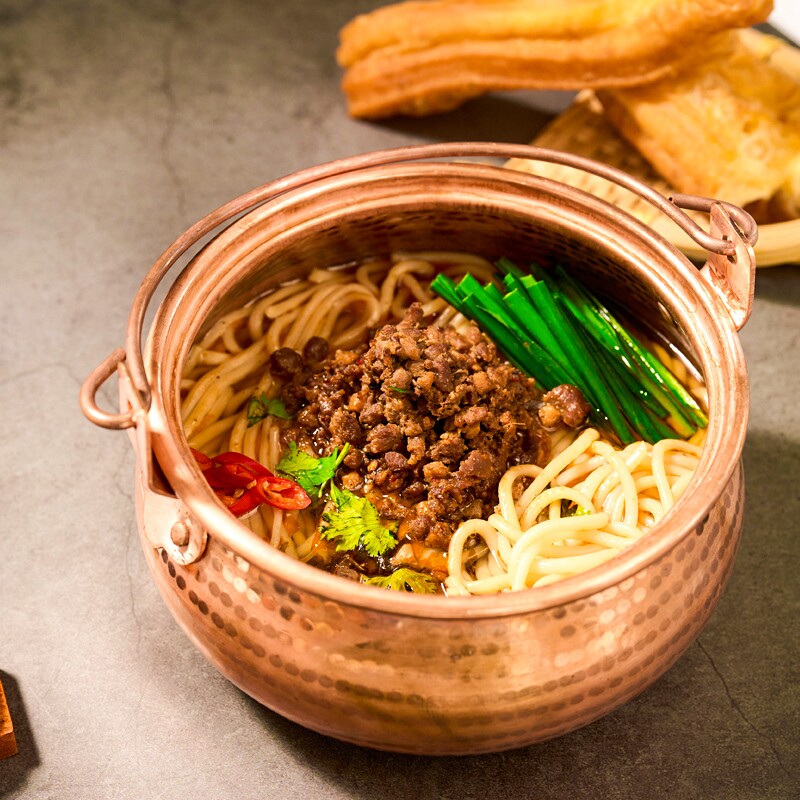 云南铜锅米线招牌肉酱味汤米粉方便速食过桥米线夜宵饱腹390克/袋
