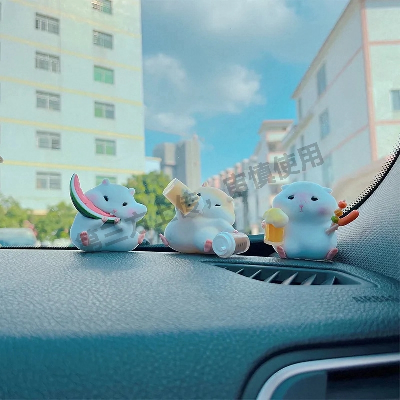 汽车摆件创意车载萌小熊屏幕卡通可爱中控台装饰车内饰品爱车女神