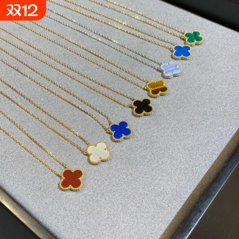 四叶草项链女红玉髓镭射