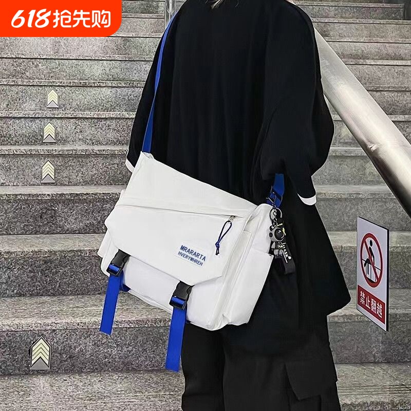 包包男潮牌斜挎包大学生上课装书袋休闲日系挎包大容量帆布邮差包