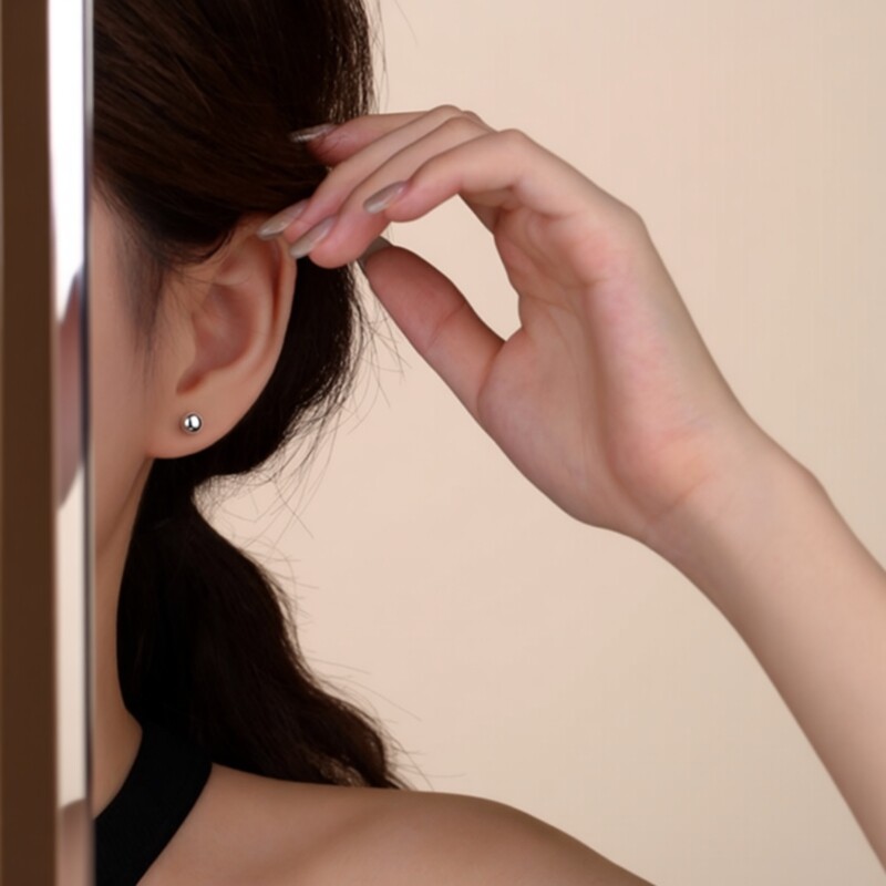 925银针豆豆耳钉女ins设计感小众个性简约耳环养耳洞耳骨钉潮