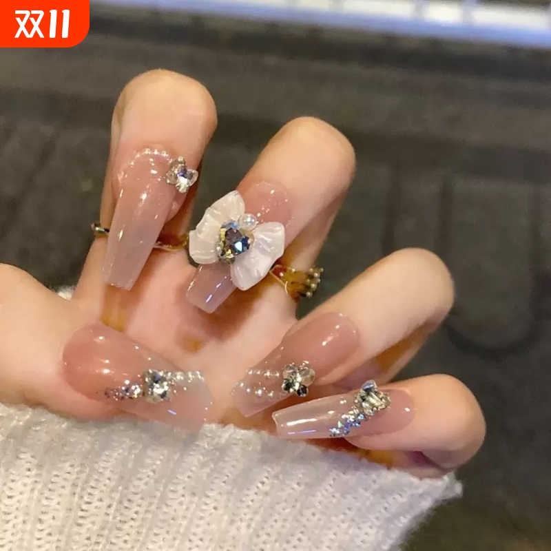 2026新年战甲爆款穿戴甲冰透蝴蝶结贴片纯欲风极光钻美甲甲片显白