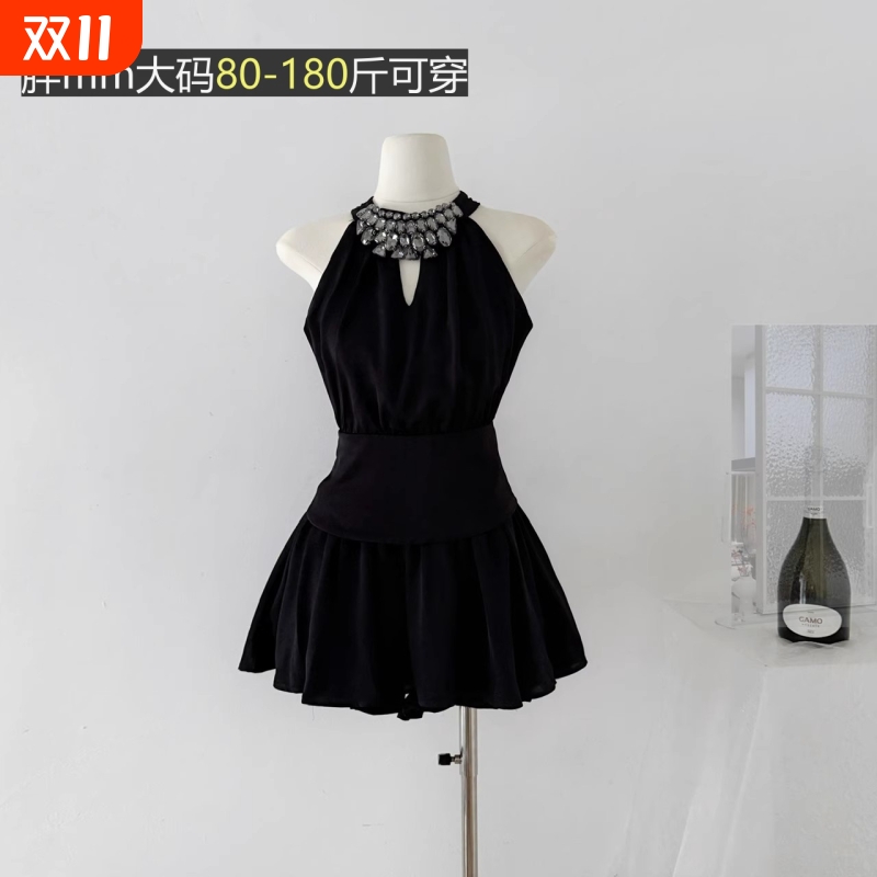 韩系高级感超好看挂脖上衣蓬蓬半身裙两件套装大码夏季一整套穿搭