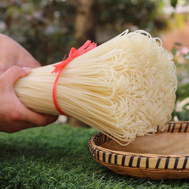 广西桂林米粉手工干米粉农家大米粉条米线商用螺丝粉传统散装牛肉