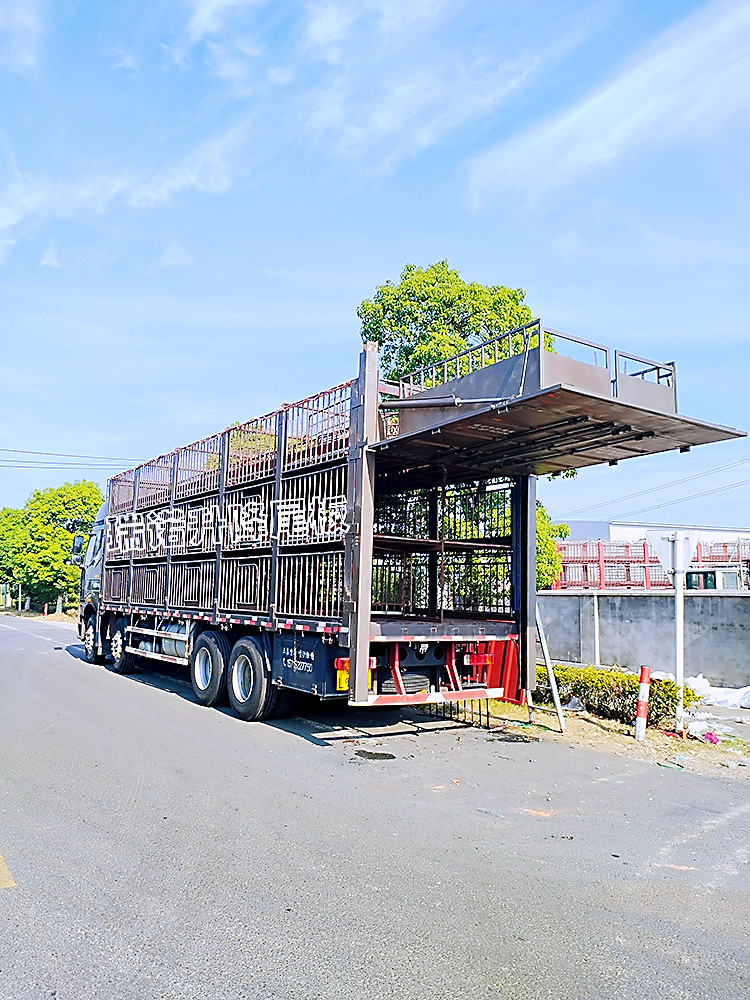 猪笼高栏车改装垂直升降尾板拉猪生猪调运装车神器装猪车安装尾板