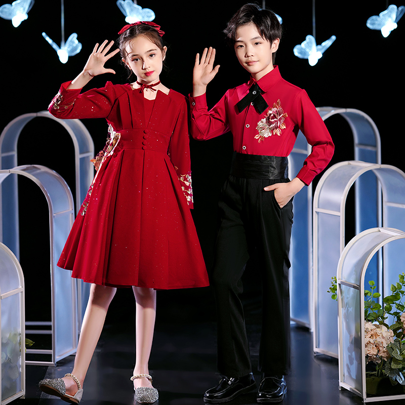 中小学生国庆节儿童演出服