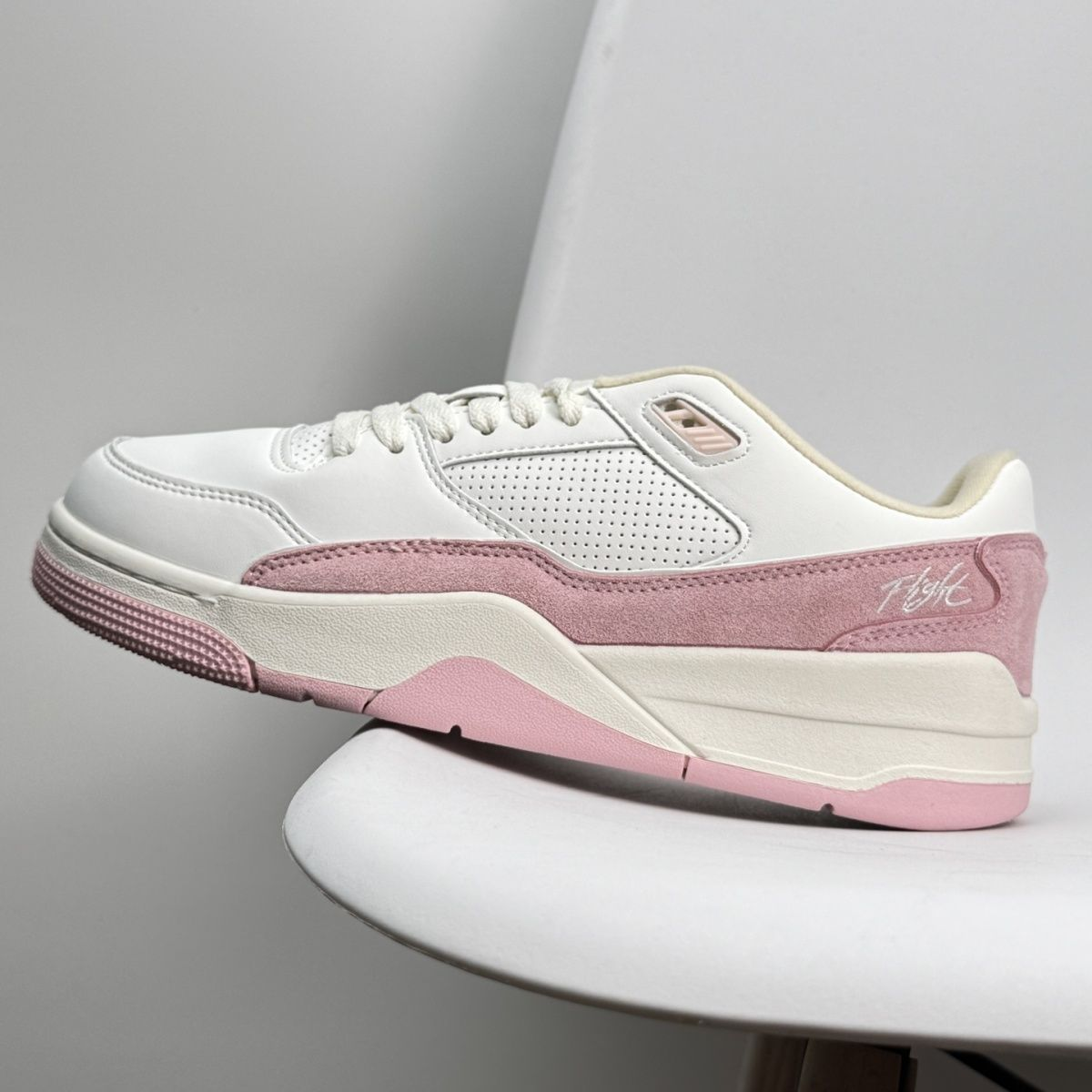 新款FLIGHT低帮复古篮球鞋男女