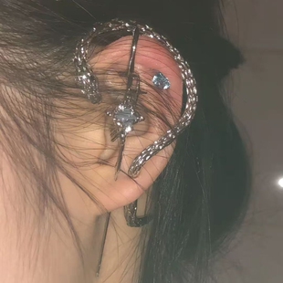 欧美夸张蛇形耳挂复古小众耳骨夹简约小蛇耳钉蛇耳环时尚耳夹高级